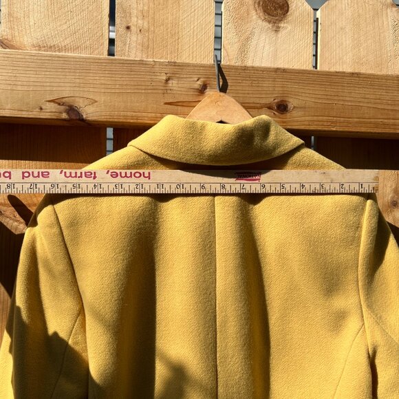AmAzInG Mustard Yellow Wool Coat OLSEN collection, refer to measurements sz 8/10 - Picture 12 of 12